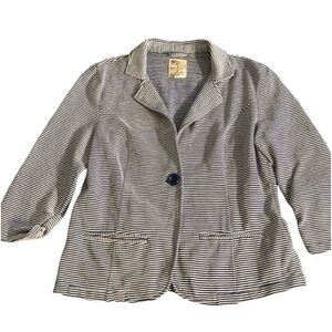 Tulle Original Clothing blazer. Blue/white stripe. Size L. 3/4 ruched sleeves.